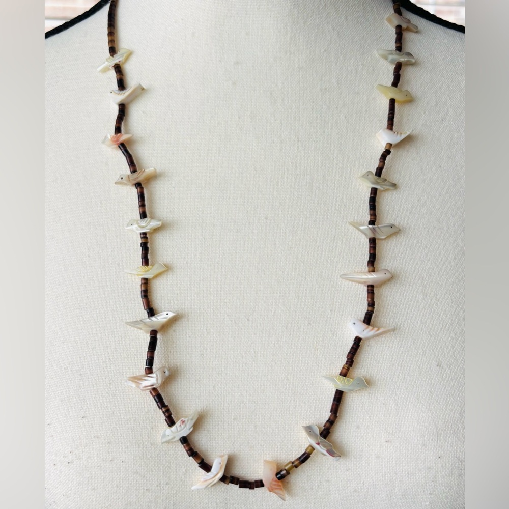 Vintage Zuni‎ Bird Fetish Necklace Shell Native American Hand Carved Beaded